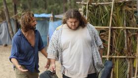 Lost - Gemeinsam mit Hurley (Jorge Garcia, r.), Jin und Charlie macht sich Desmond (Henry Ian Cusick, l.) auf den Weg um zu sehen ob seine Visionen eintreten ... © Touchstone  Television