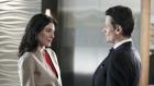 Ringer - Andrew Martin (Ioan Gruffudd, r.) teilt Olivia (Jaime Murray, l.) mit, dass er Bridget, die er nach wie vor für Siobhan halt, erneut heiraten möchte, sozusagen als Liebesbeweis. © 2011 THE CW NETWORK, LLC. ALL RIGHTS RESERVED