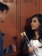 The Secret Life Of The American Teenager - Der Player Ricky (Daren Kagasoff, l.) ist bei seiner hübschen Adrian (Francia Raisa, r.) nur auf Sex aus... © ABC Family