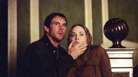 Cold Creek Manor - Das Haus am Fluss - Cooper Tilson (Dennis Quaid, l.) und seine Frau Leah (Sharon Stone, r.) haben genug vom aufreibenden Leben in Manhattan. Sie ziehen mit ihren Kindern aufs Land in ein renovierungsbedürftiges Herrenhaus - genannt "Cold Creek. Ein fataler Fehler ... © Buena Vista Pictures Distribution. All Rights Reserved. Cold Creek Manor - Das Haus am Fluss - Cooper Tilson (Dennis Quaid, l.) und seine Frau Leah (Sharon Stone, r.) haben genug vom aufreibenden Leben in Manhattan. Sie ziehen mit ihren Kindern aufs Land in ein renovierungsbedürftiges Herrenhaus - genannt "Cold Creek. Ein fataler Fehler ... © Buena Vista Pictures Distribution. All Rights Reserved.
