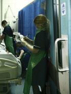 24 Stunden Notaufnahme - Geschichten, die das Leben schreibt: 70 Kameras fangen den spannenden und dramatischen Alltag der Notaufnahme im King College Hospital in London ein. © Sixx / Shine International