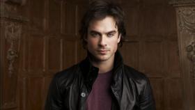 Vampire Diaries - (1. Staffel) - Im Gegensatz zu seinem Bruder liebt Damon (Ian Somerhalder) das Töten von Menschen, um sich von ihnen zu ernähren. © Warner Brothers