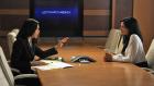Good Wife - Alicia Florrick (Julianna Margulies, l.) will Stephanie Engler (Sarah Silverman, r.), die Betreiberin einer Website für Leute, die Sex außerhalb der Ehe suchen, vor Gericht vertreten. © CBS Broadcasting Inc. All Rights Reserved