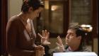 J.A.G. - Im Auftrag der Ehre - Bud Roberts (Patrick Labyorteaux, r.) entdeckt Mackenzies (Catherine Bell, l.) körperliche Reize. © CBS Television