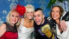 Die perfekte Hochzeit! - Das "Die perfekte Hochzeit!"-Promi-Special mit Faye (r.), Carol (l.), Pete (2.v.r.) und Michelle (2.v.l.) © ITV Studios Limited 2010