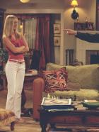 Meine wilden Töchter - Völlig entnervt versucht Paul (John Ritter, r.), seine stressigen Töchter Bridget (Kaley Cuoco, M.) und Kerry (Amy Davidson, l.) zu bändigen ... © ABC, Inc.