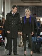 Ringer - Noch immer glaubt Andrew (Ioan Gruffudd, l.), dass Bridget (Sarah Michelle Gellar, r.) seine Ehefrau Shiobahn ist ... © 2011 THE CW NETWORK, LLC. ALL RIGHTS RESERVED