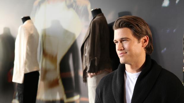 2011 The CW Network. All Rights Reserved. Kann Annie Preston (Nick Zano) davon überzeugen, dass es etwas Sinnvolleres i...