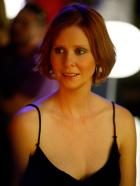 Sex and the City - Glücklicherweise gelingt es Miranda (Cynthia Nixon), einen überaus kostspieligen Trip abzuwenden ... © Paramount Pictures