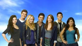 (4. Staffel) - Ihr Leben steckt voller Überraschungen (v.l.n.r.): Ashley Juergens (India Eisley), Jack Pappas (Greg Finley), Grace Bowman (Megan Park), Ricky Underwood (Daren Kagasoff), Amy Juergens (Shailene Woodley), Ben Boykewich (Ken Baumann) und Adrian Lee (Francia Raisa) © Bob D'Amico 2010 Disney Enterprises, Inc. All rights reserved. (4. Staffel) - Ihr Leben steckt voller Überraschungen (v.l.n.r.): Ashley Juergens (India Eisley), Jack Pappas (Greg Finley), Grace Bowman (Megan Park), Ricky Underwood (Daren Kagasoff), Amy Juergens (Shailene Woodley), Ben Boykewich (Ken Baumann) und Adrian Lee (Francia Raisa) © Bob D'Amico 2010 Disney Enterprises, Inc. All rights reserved.