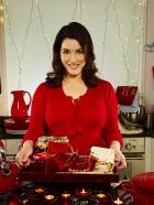 Nigellas Weihnachtsküche - Weihnachtszeit gleich Stresszeit? Nicht bei Star-Köchin Nigella Lawson! Die Britin legt in ihrer Küche vor allem Wert auf Spaß und Leidenschaft beim Kochen, Backen und Marinieren. © Flashback Television Limited 2008